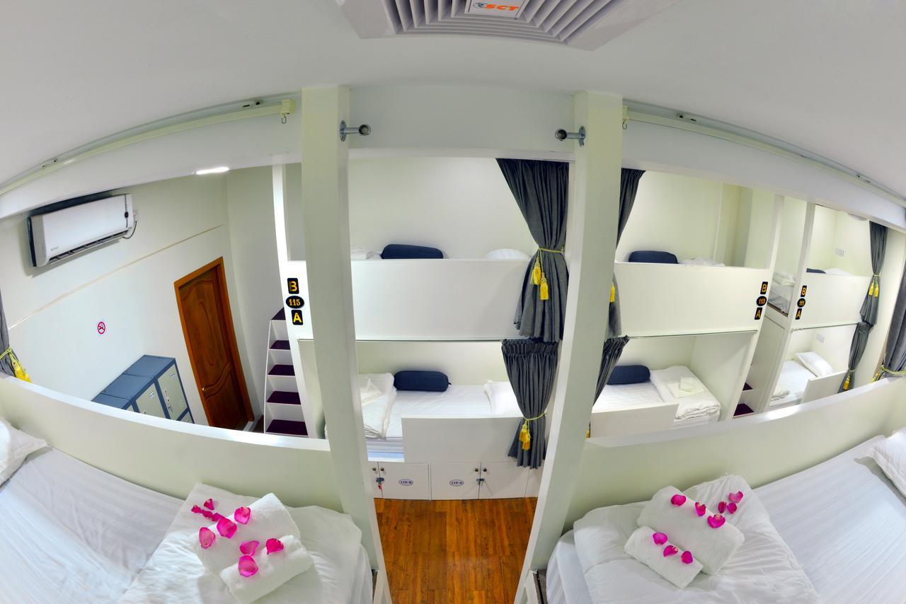 Backpacker Hostel (Adults Only) Yangon Exteriör bild